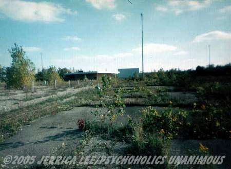 Cascade Drive-In Theatre - Cascade 1995 Courtesy Jerrica Lee (newer photo)